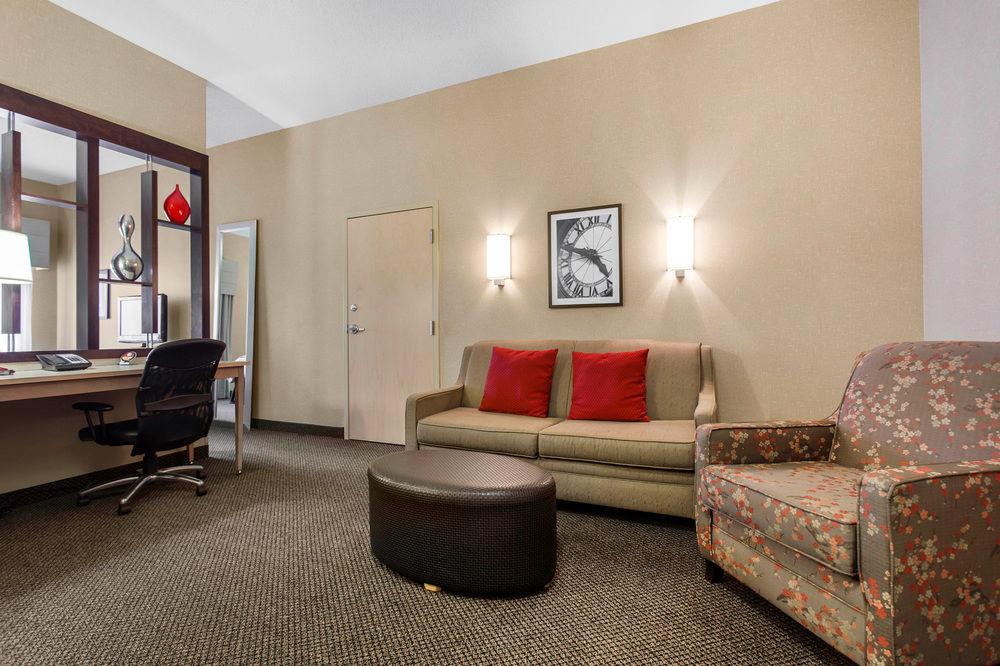 Springhill Suites By Marriott Роаноук Екстериор снимка